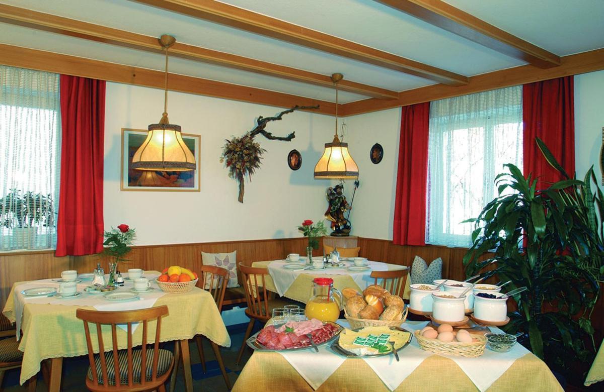 B&B Garni Lantschner Castelrotto Bagian luar foto