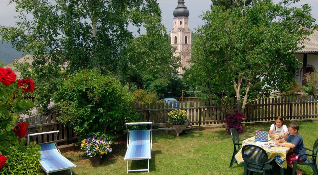 B&B Garni Lantschner Castelrotto Bagian luar foto
