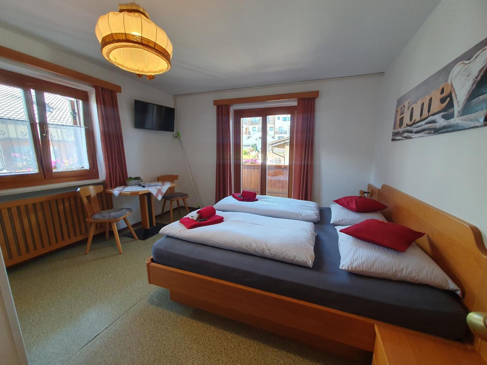 B&B Garni Lantschner Castelrotto Bagian luar foto