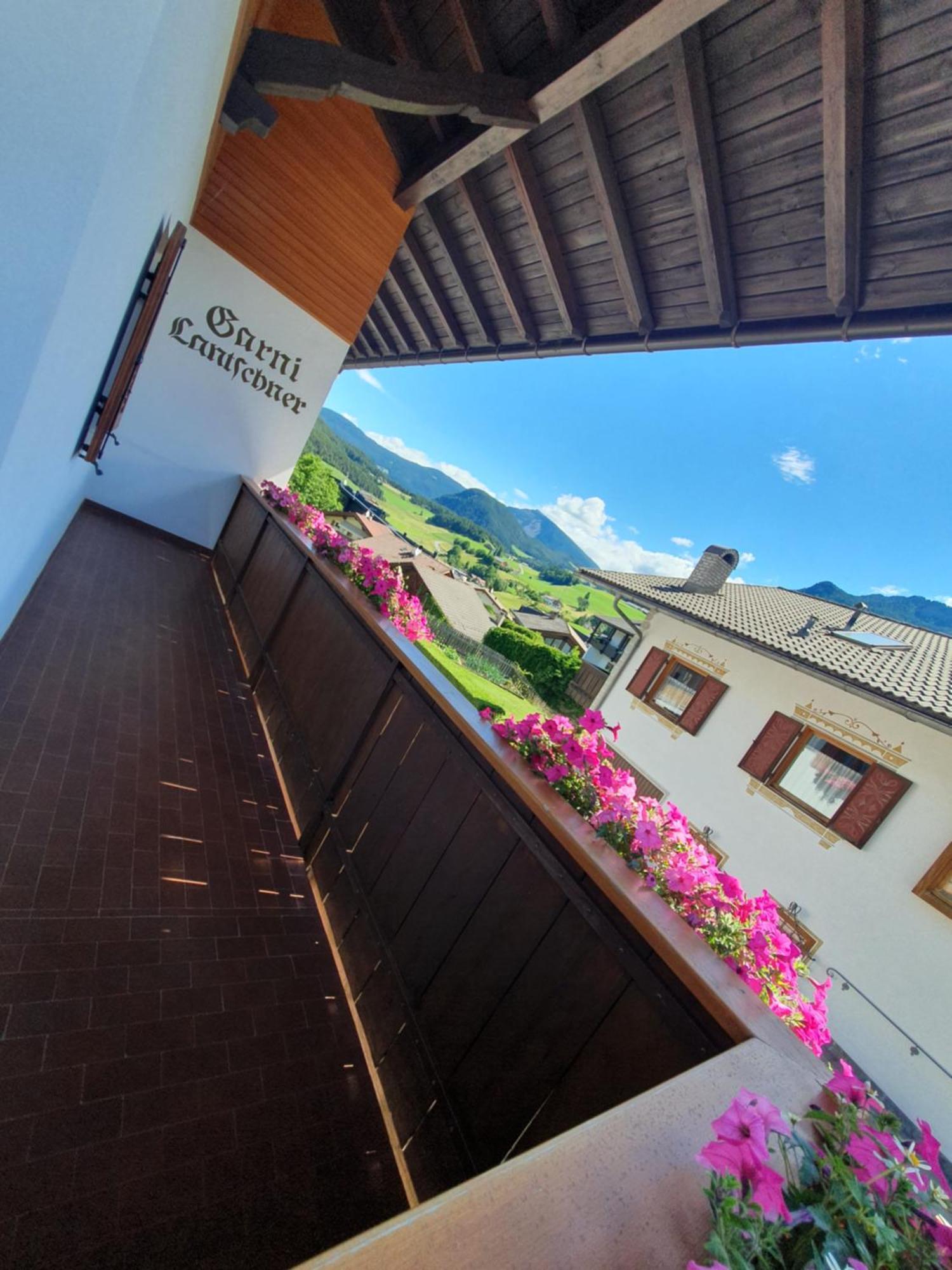 B&B Garni Lantschner Castelrotto Bagian luar foto