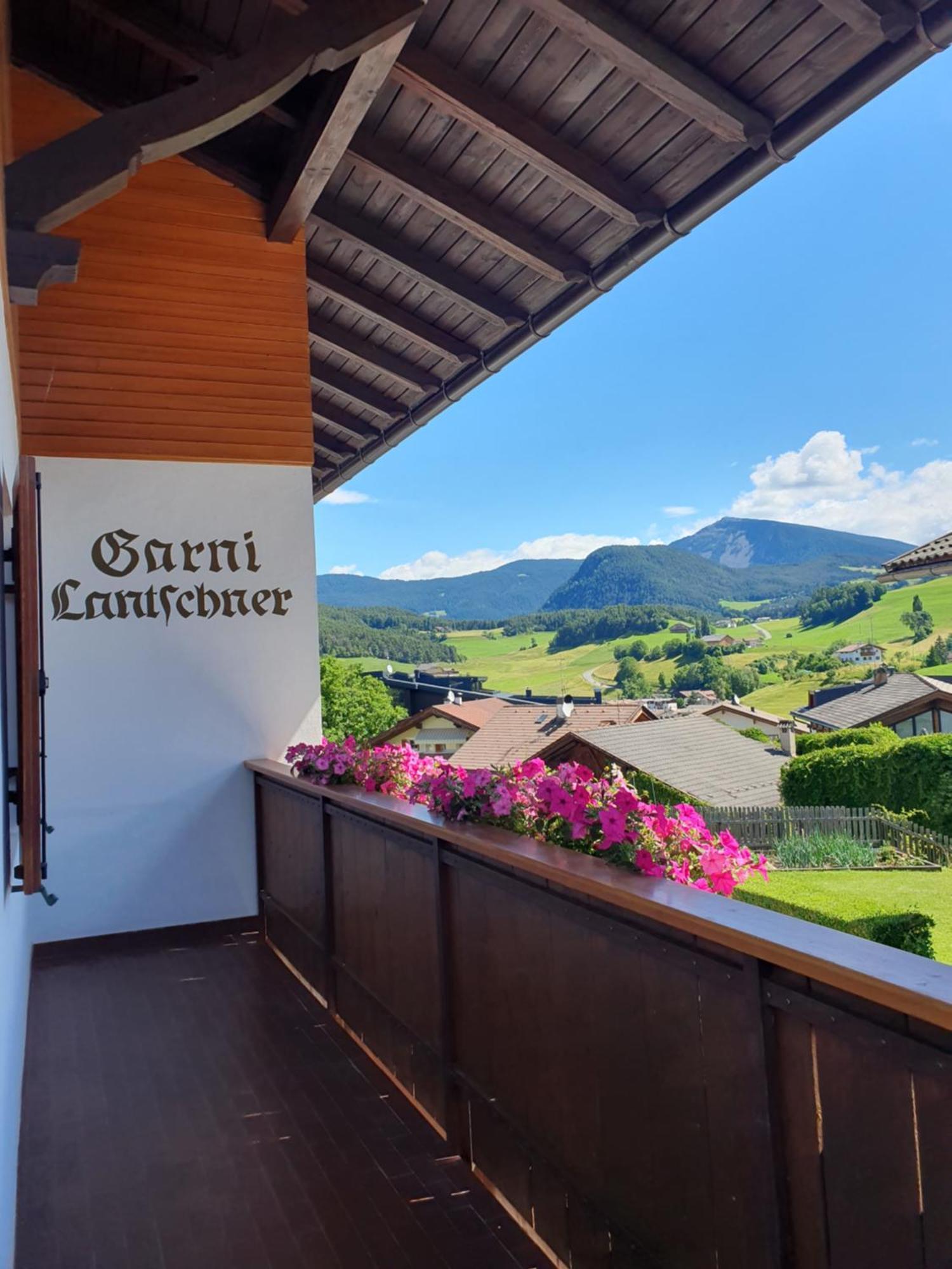B&B Garni Lantschner Castelrotto Bagian luar foto