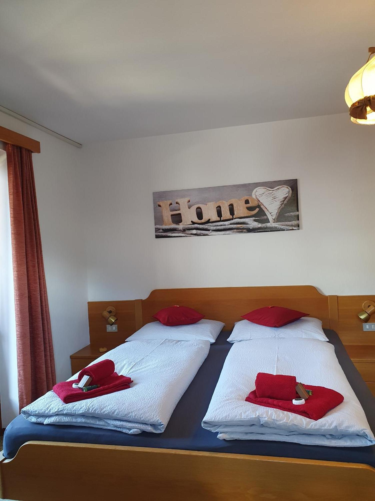 B&B Garni Lantschner Castelrotto Bagian luar foto