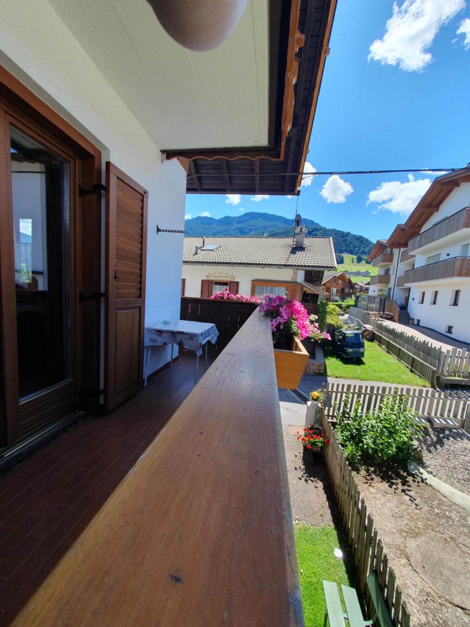 B&B Garni Lantschner Castelrotto Bagian luar foto